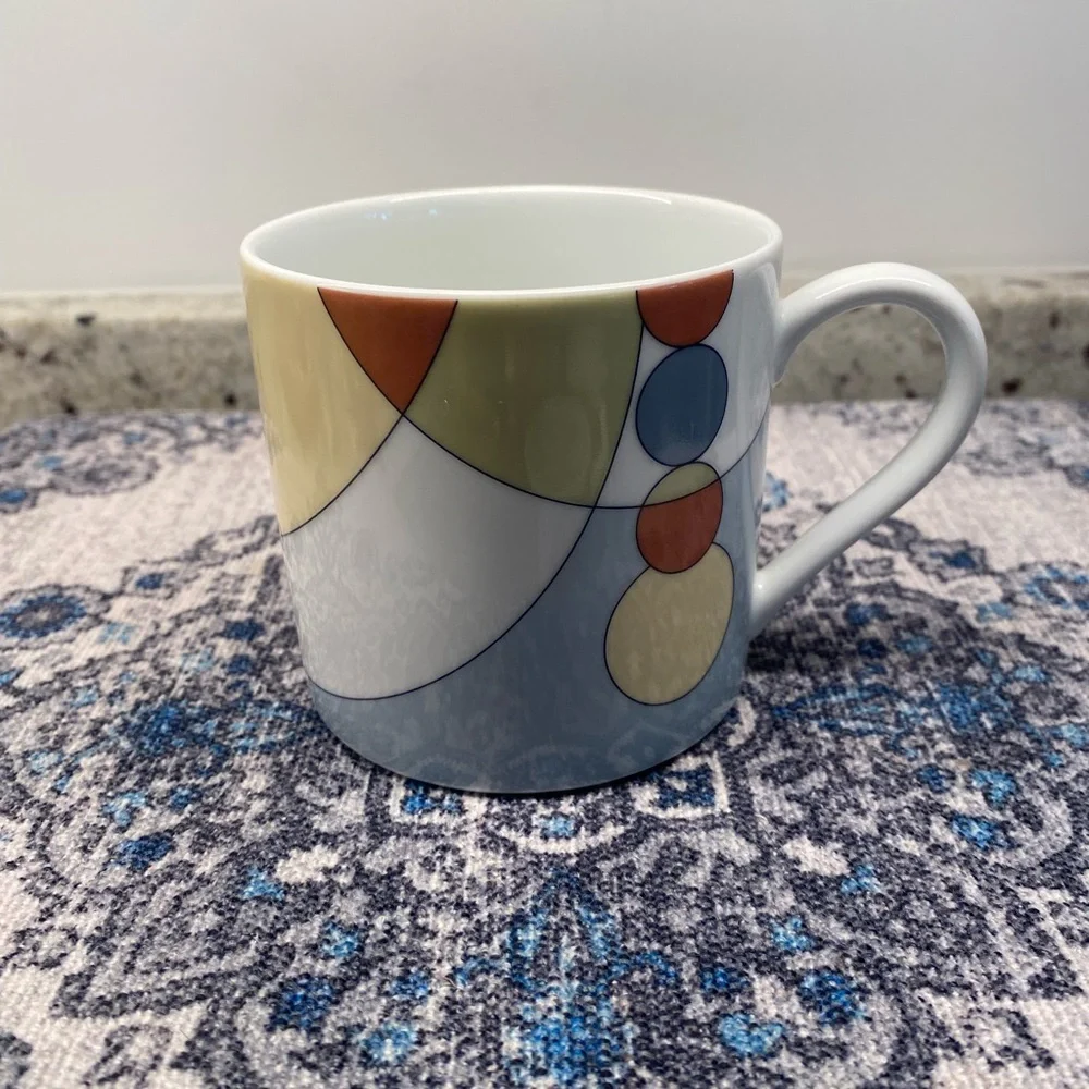 Set of 4 Vintage Frank Lloyd Wright MoMA Geometric coffee mugs 1998.